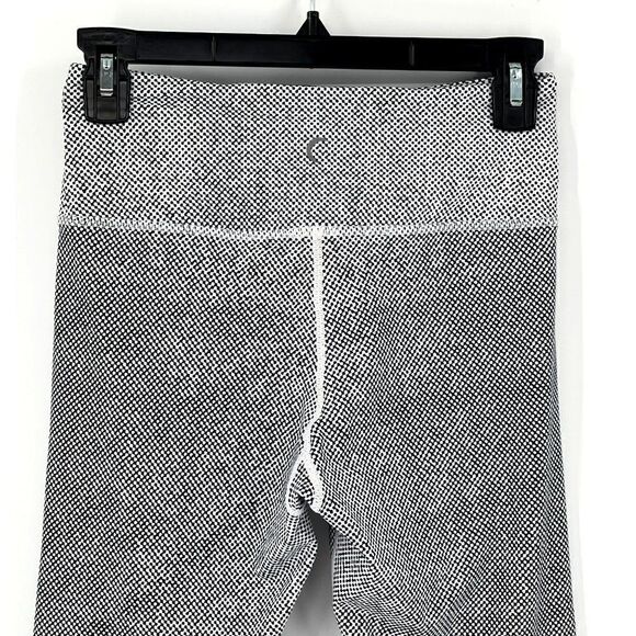 Zyia Active Athletic Yoga Performance Leggings 7/8 Length High Rise Size 4 - Picture 6 of 9